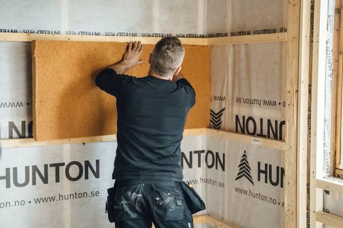 Sarokkaan palvelut ja tuki rakentajalle